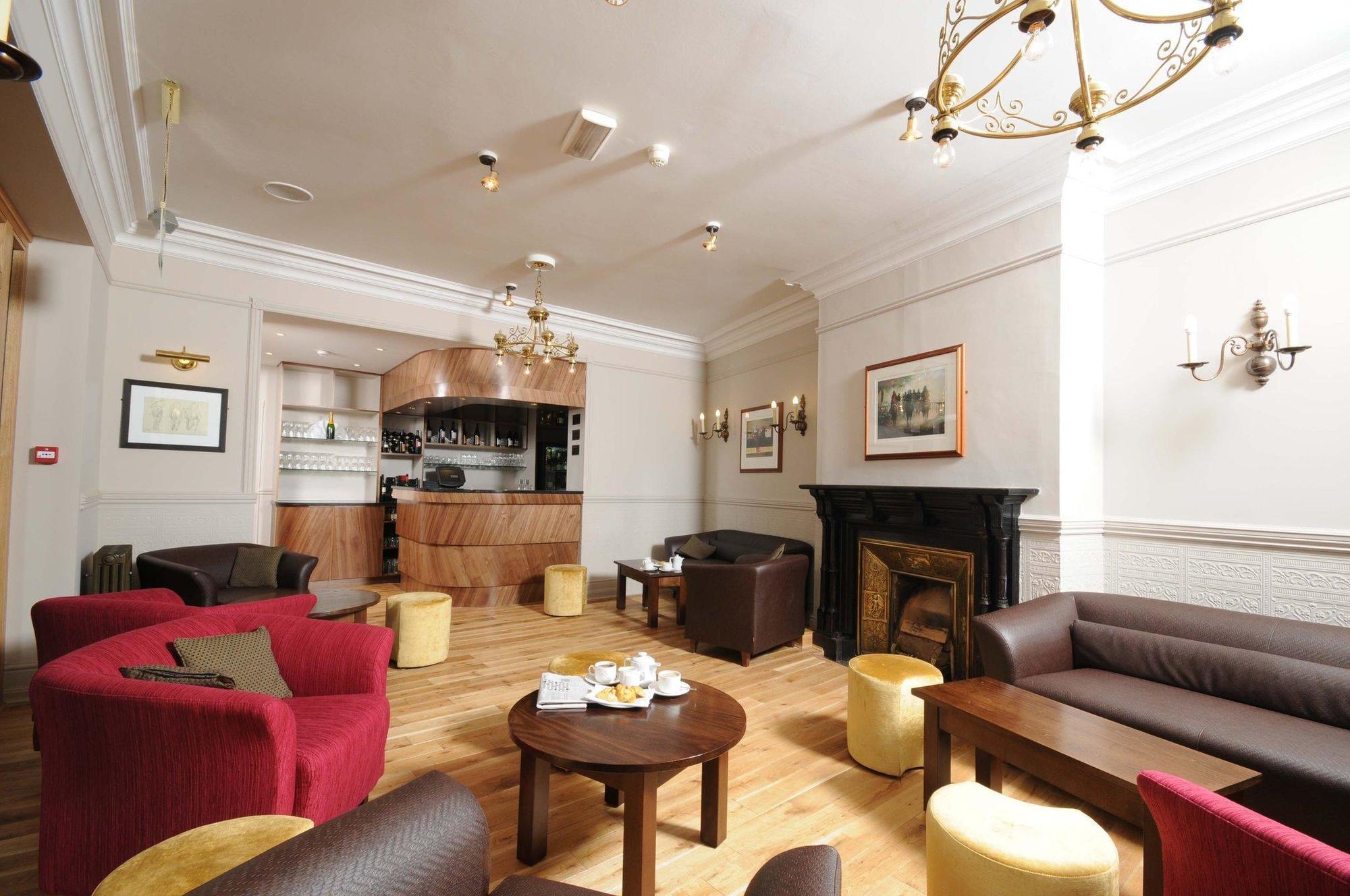 The Rutland Arms Hotel Newmarket  Ngoại thất bức ảnh