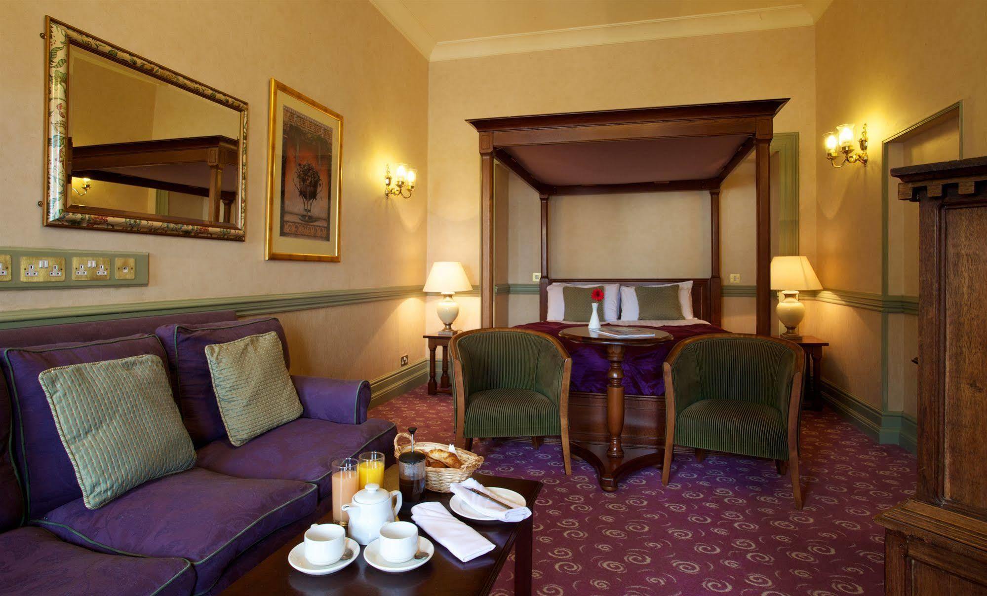 The Rutland Arms Hotel Newmarket  Ngoại thất bức ảnh